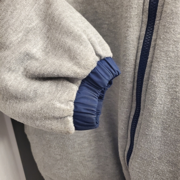 Adidas Reversible Vintage Jacket. Women's Large. Navy Blue/Grey. - Picture 11 of 13